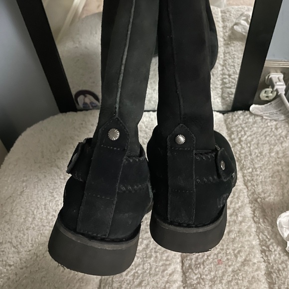 Ugg fold down boots - Picture 5 of 9